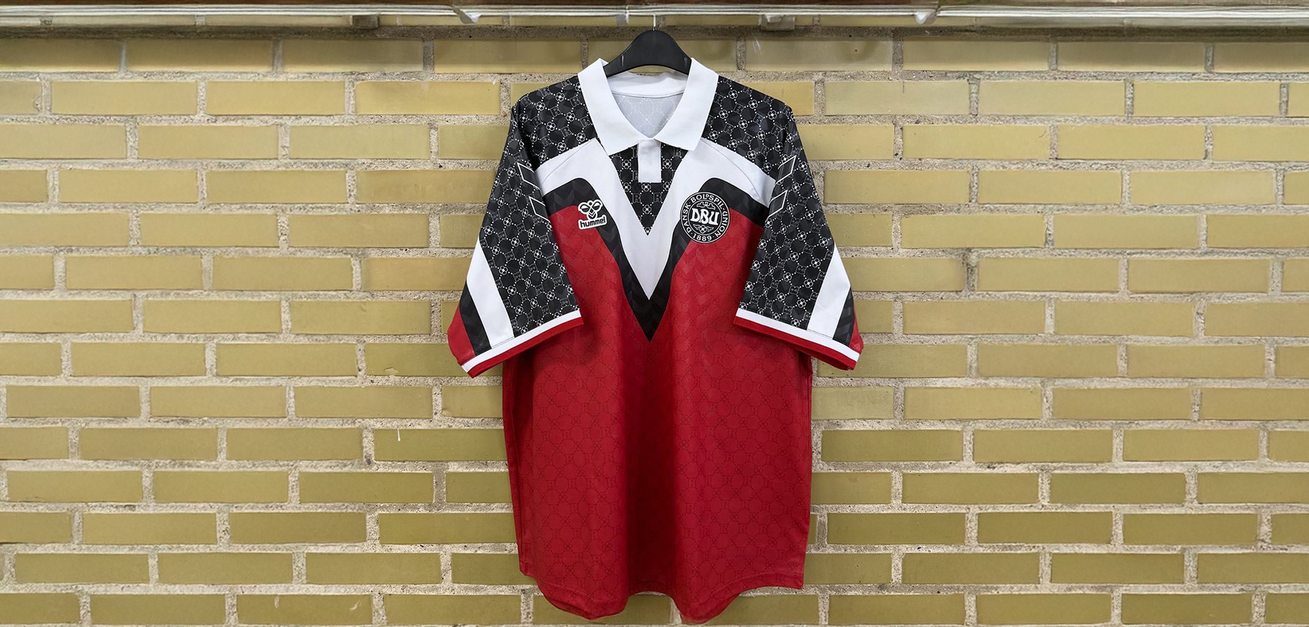 Shop 2025-26 Denmark Women's Home Shirt