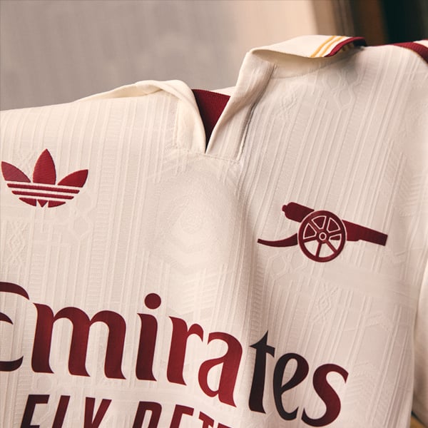 Shop 2025-26 Arsenal