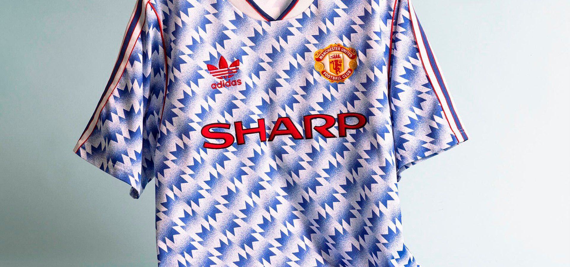 Shop Manchester United 1990-1992 Away