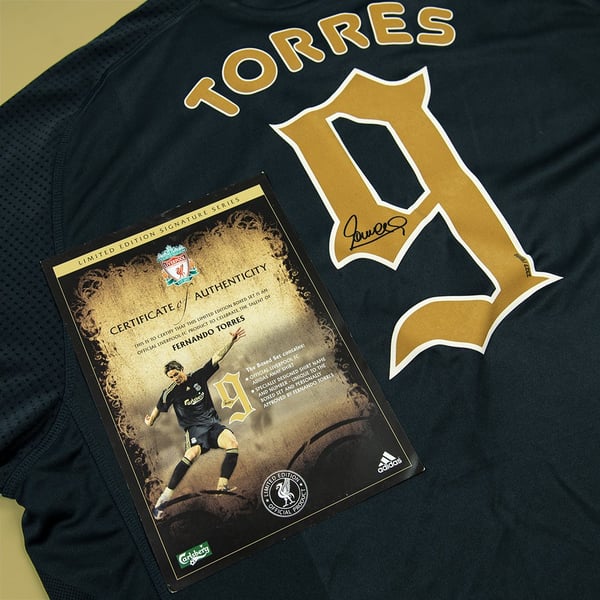 Back of the Torres jersey with name and number