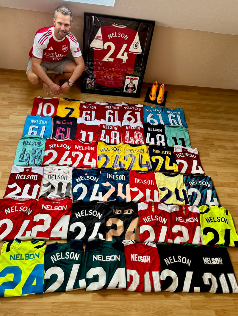 Reiss Nelson Arsenal shirt collection