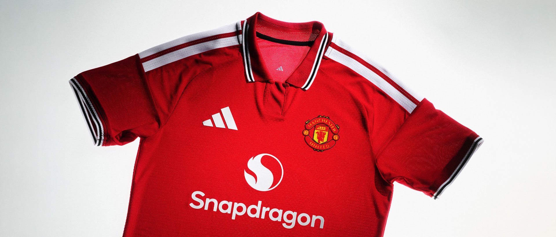 Shop 2026-27 Manchester United Home