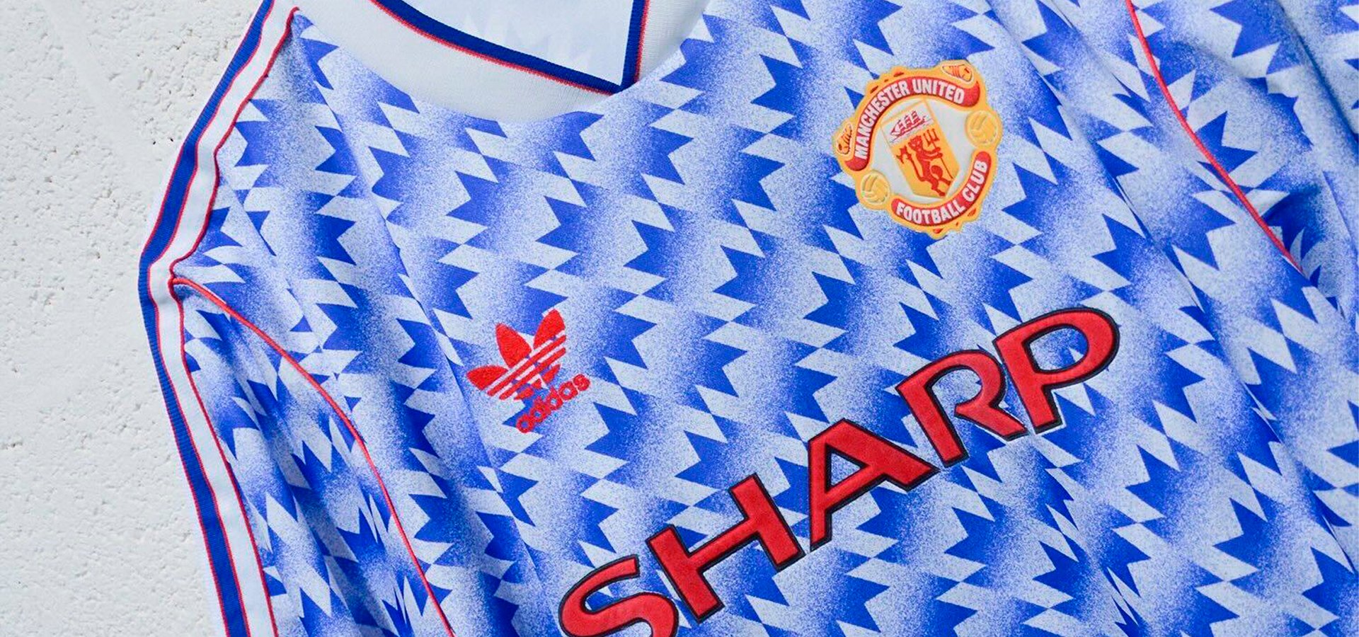 Manchester United 1990-92 Away Shirt