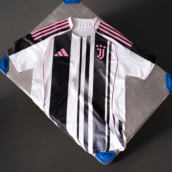 Shop 2025-26 Juventus Home