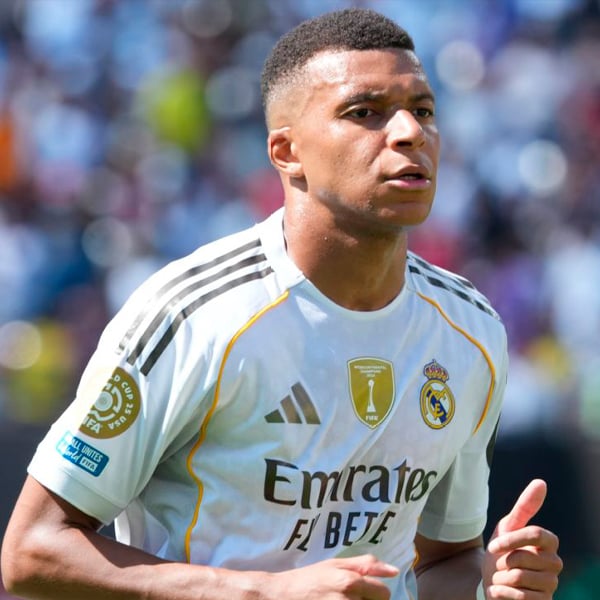 Shop 2025-26 Real Madrid Home