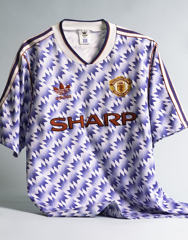 Shop Manchester United 1990-91 Away Shirt