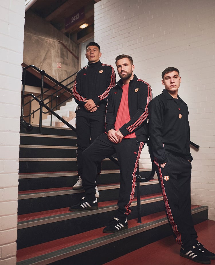 Shop Manchester United Trefoil