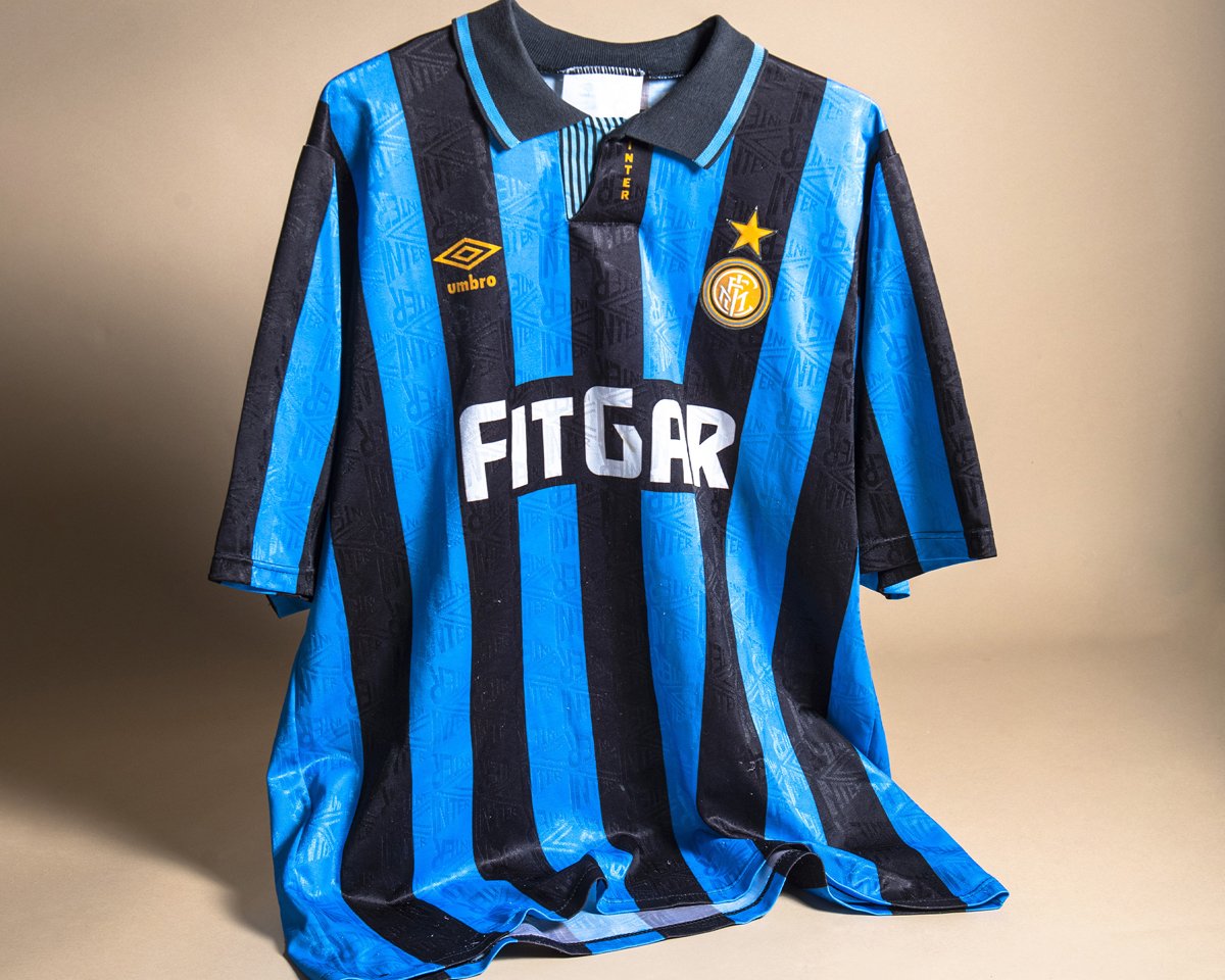 Shop Umbro Kits