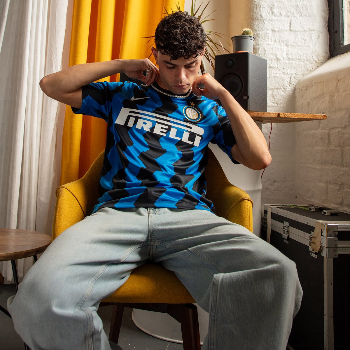 Shop 20s Football Shirts
