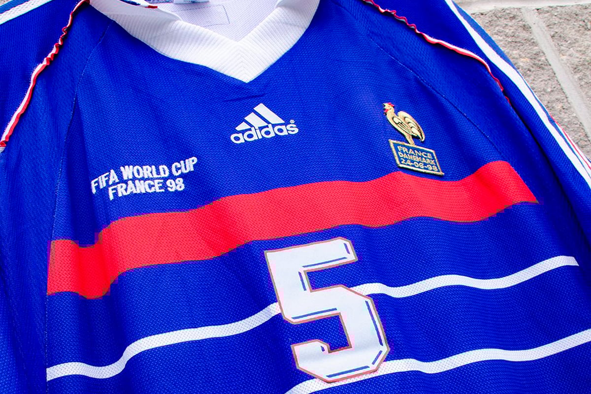 1998-00 France Home