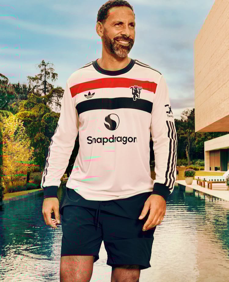 Shop Manchester United 2024 Trefoil Third Shirts