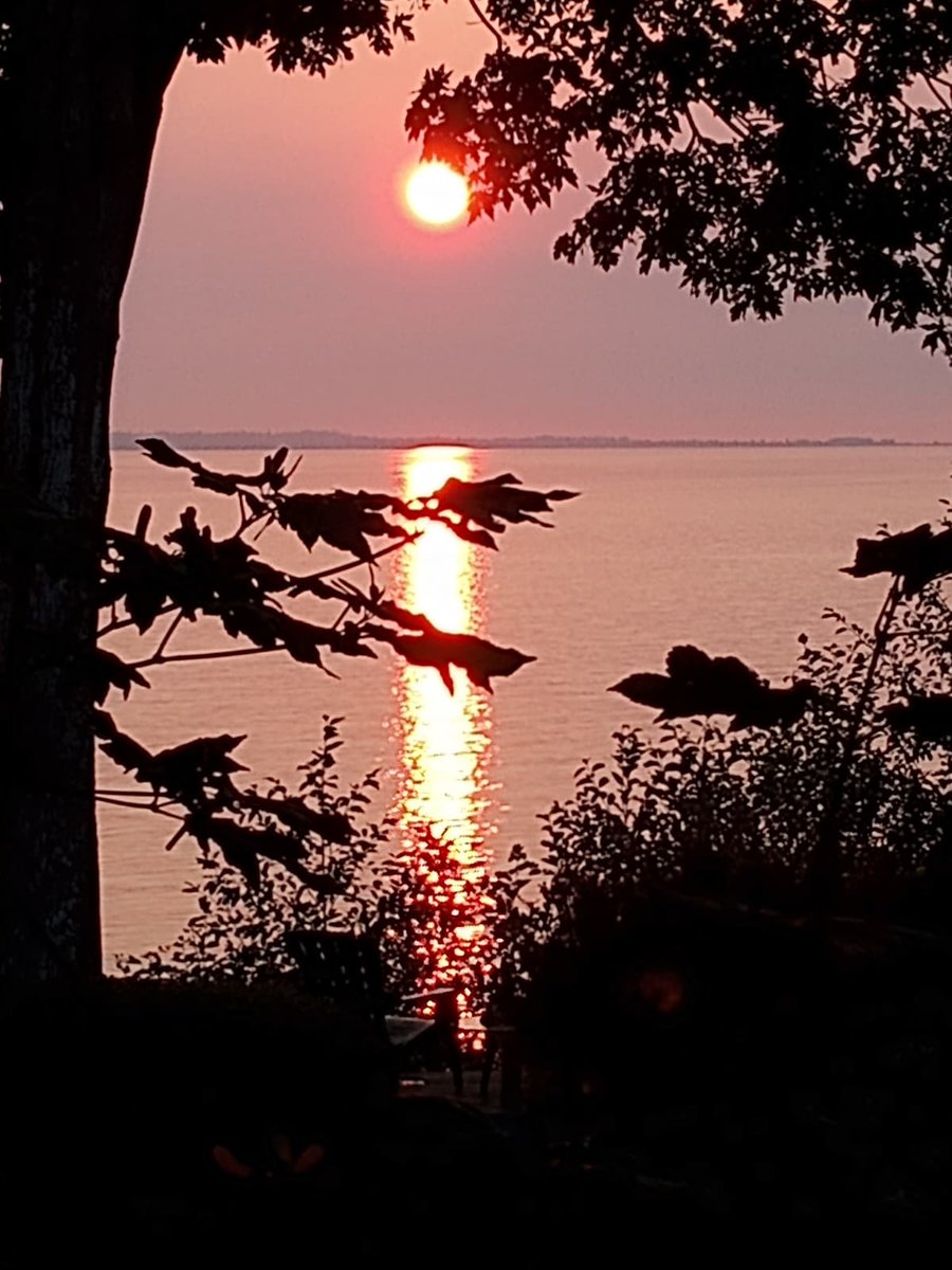 Smoke Sunset Semiahmoo looking to BC