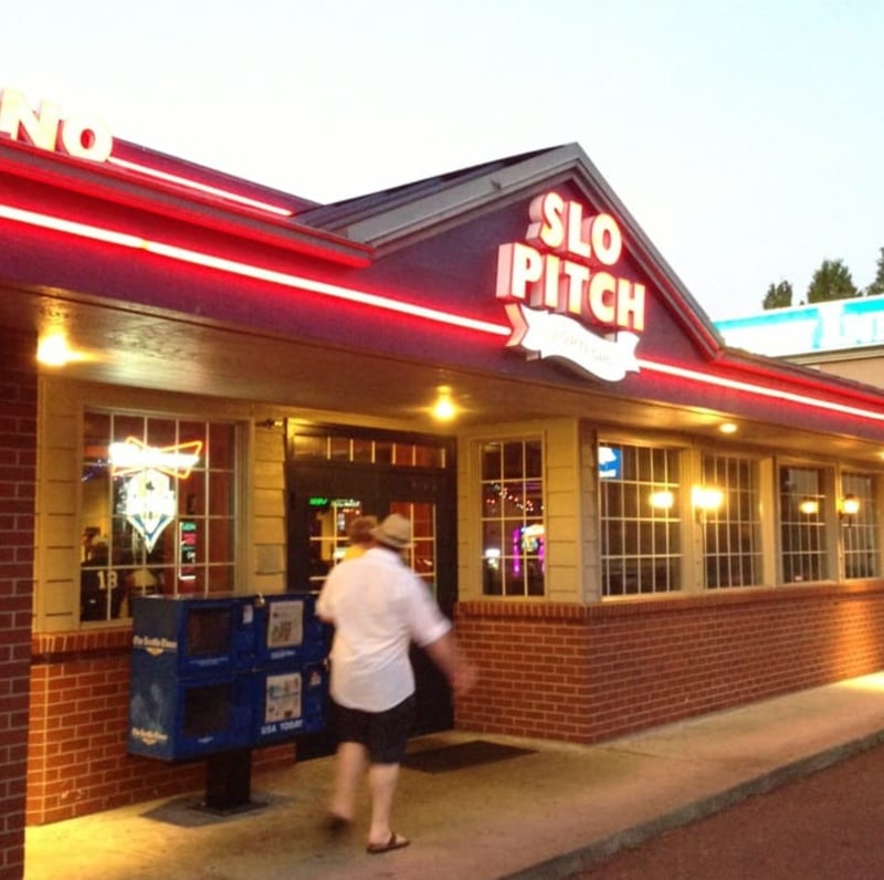 Slo Pitch Pub And Casino