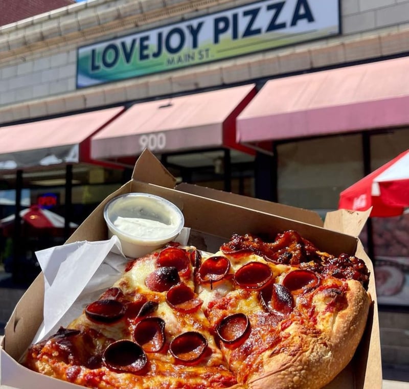 Cheese & Pepperoni Pizza at Lovejoy