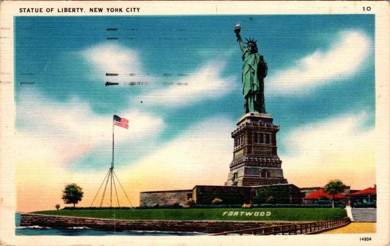 Statue of Liberty Fortwood postcard