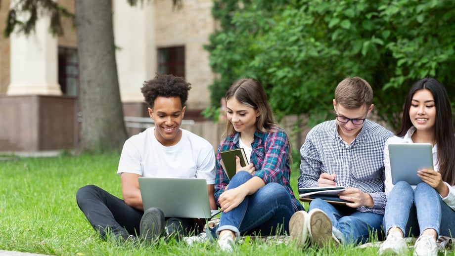 How Smart Lockers Support Smart Campuses