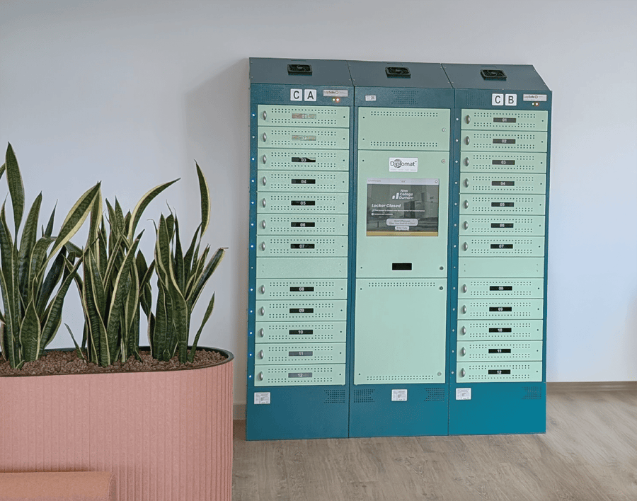 Diplomat Pro Smart Locker