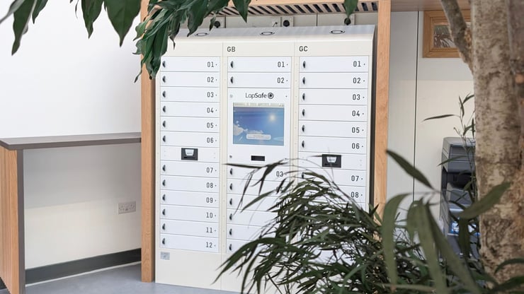 IT Service Desk Smart Locker