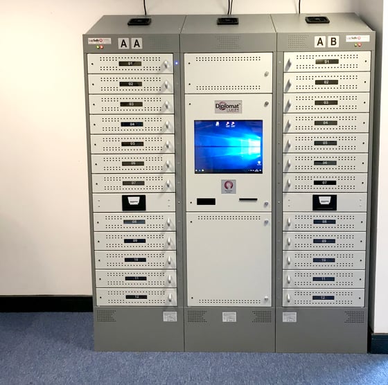 Queens University Belfast Smart Lockers