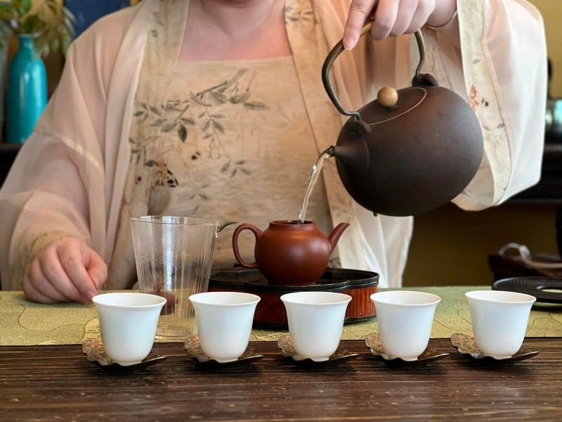 Trà Phổ Nhĩ có khả năng kích thích hệ vi sinh đường ruột, tốt cho hệ tiêu hoá và giảm béo
