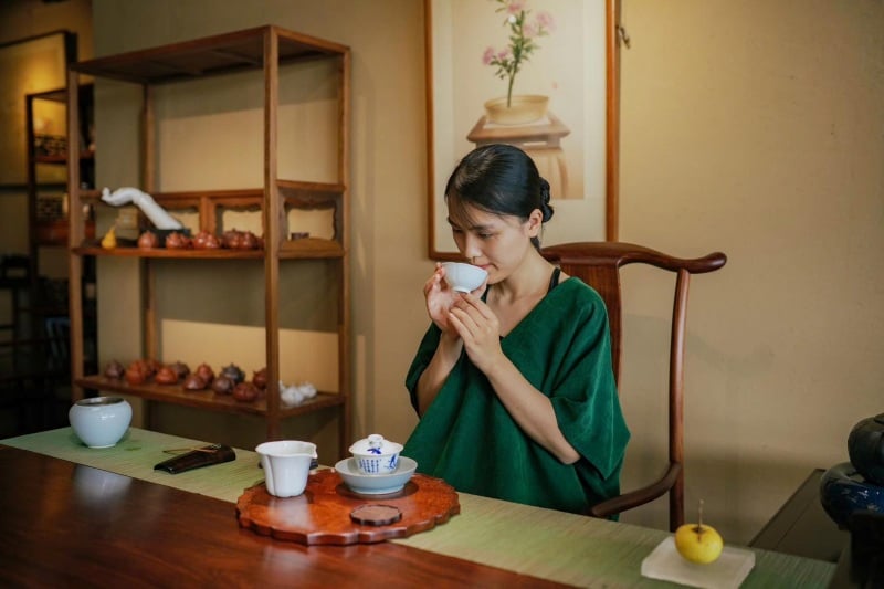 Uống trà Phổ Nhĩ thường xuyên giúp chống lão hoá, cơ thể như được trẻ mãi