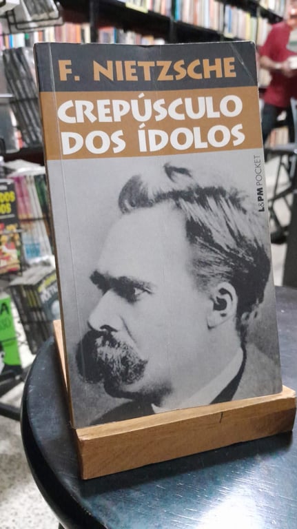 alternative text