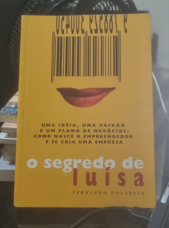 alternative text