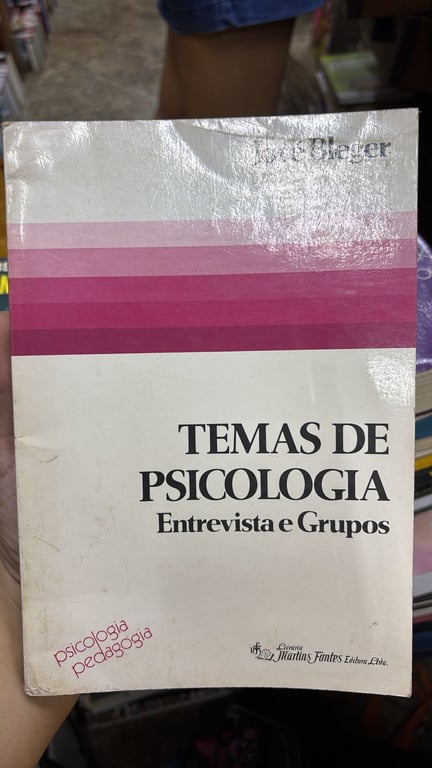 alternative text