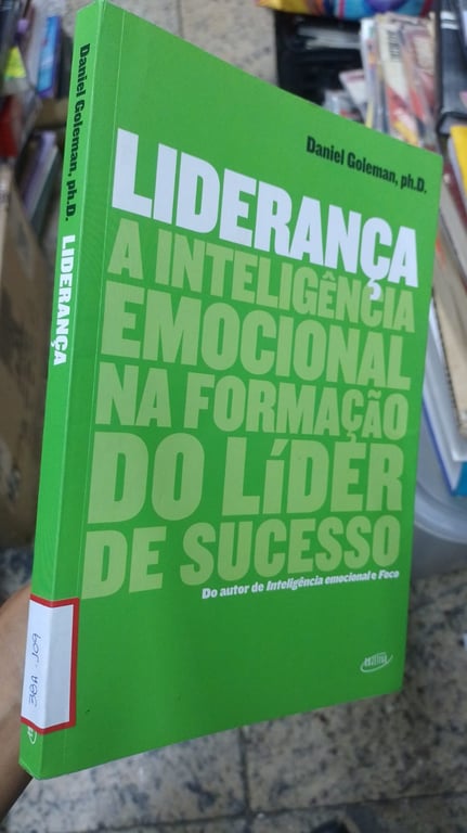 alternative text