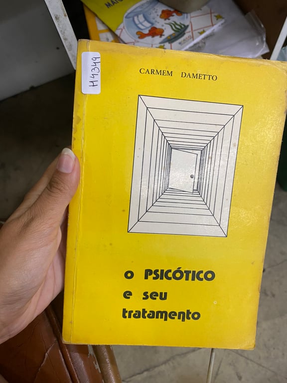 alternative text