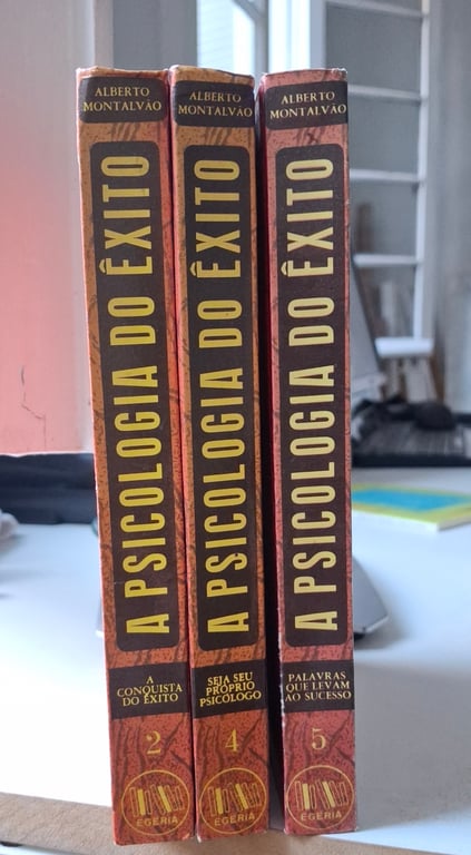 alternative text