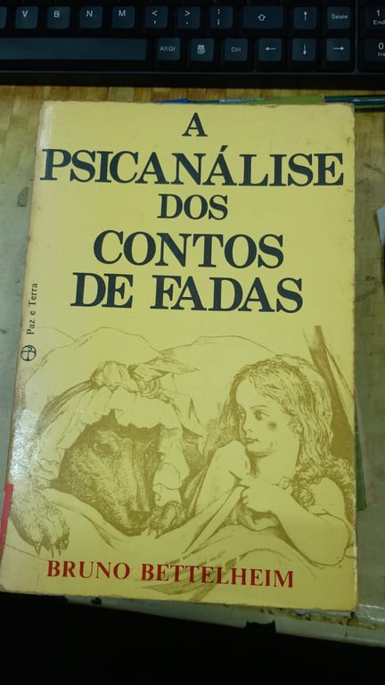 alternative text
