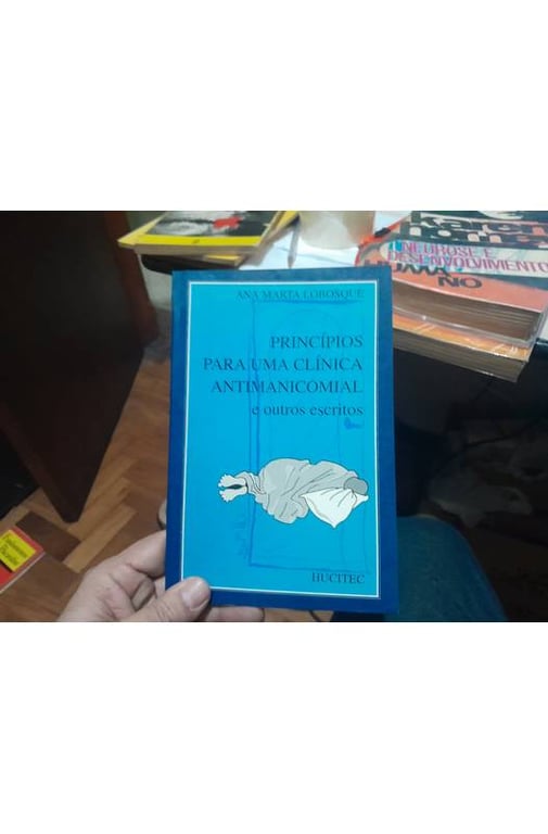 alternative text