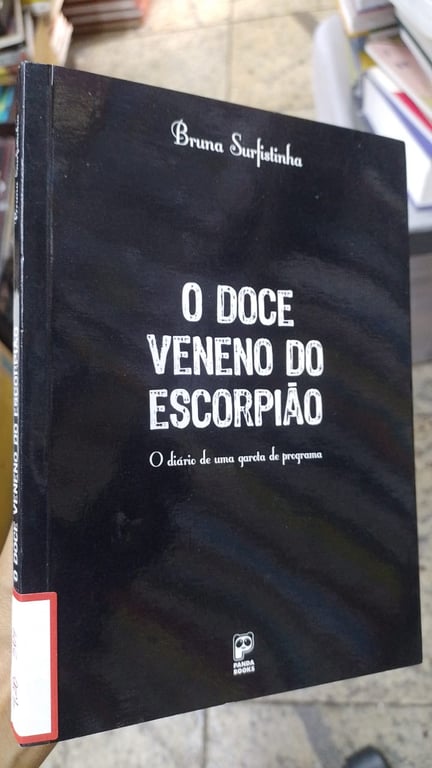 alternative text