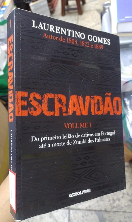 alternative text