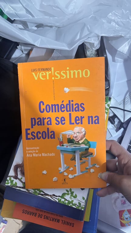 alternative text