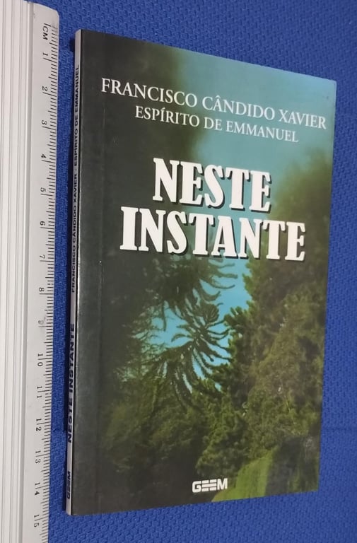 alternative text