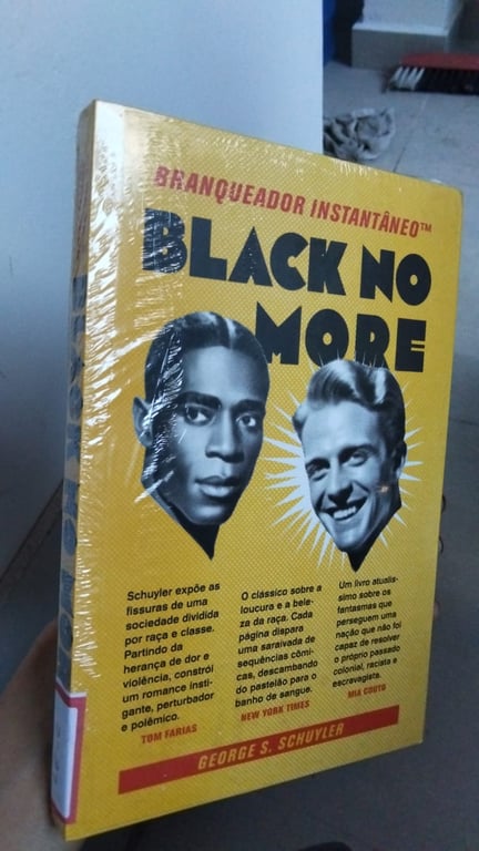alternative text