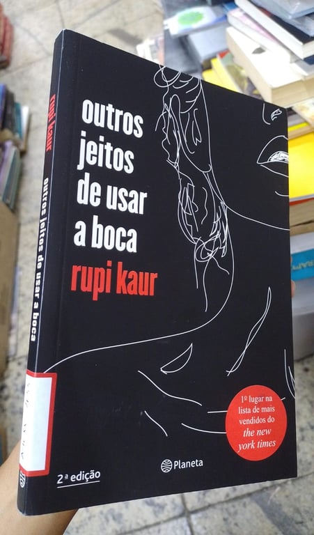alternative text