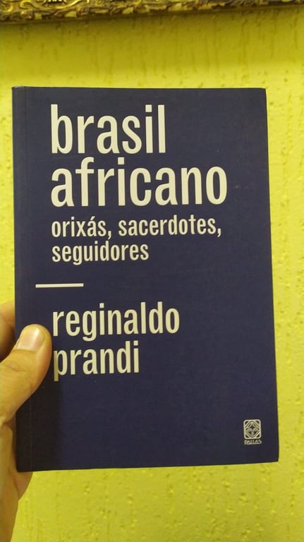 alternative text