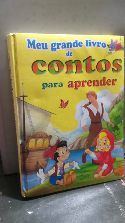 alternative text