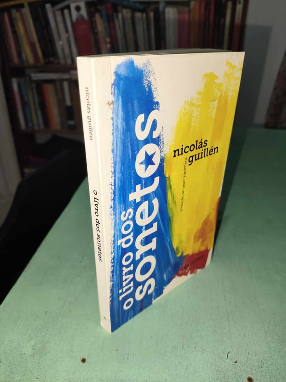alternative text