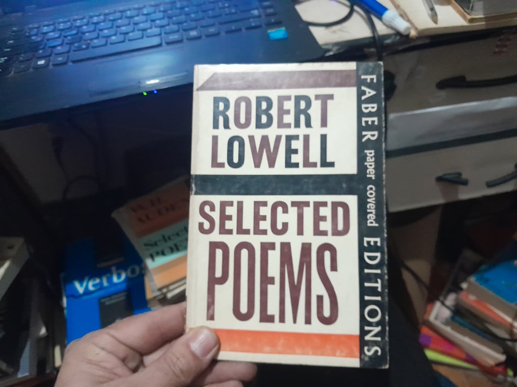 alternative text