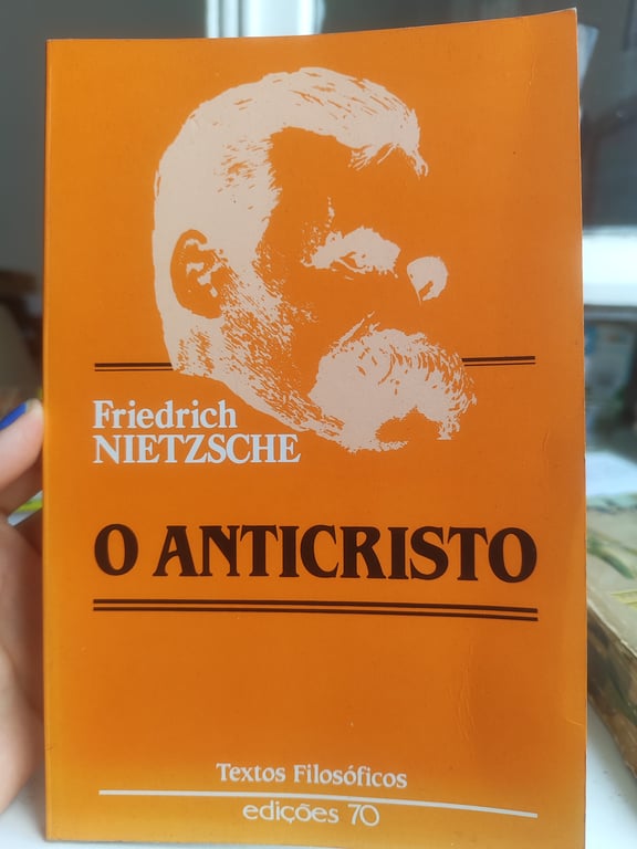 alternative text