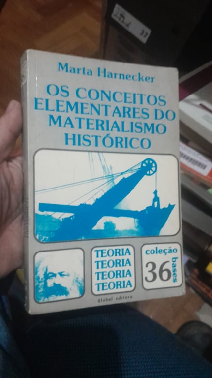 alternative text