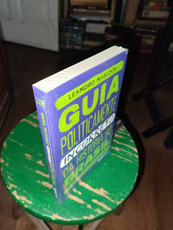 alternative text