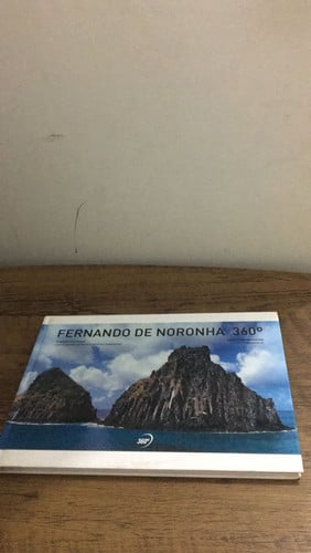 alternative text