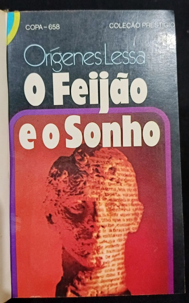 alternative text