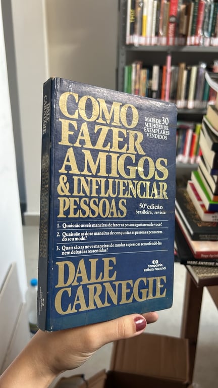 alternative text