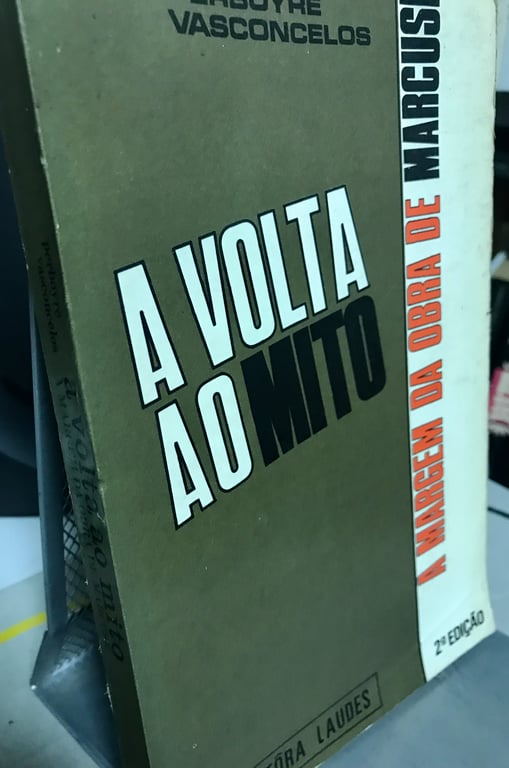 alternative text